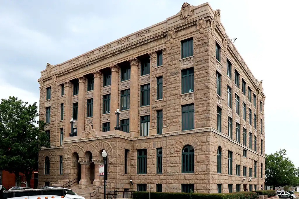 lamar county texas courthouse